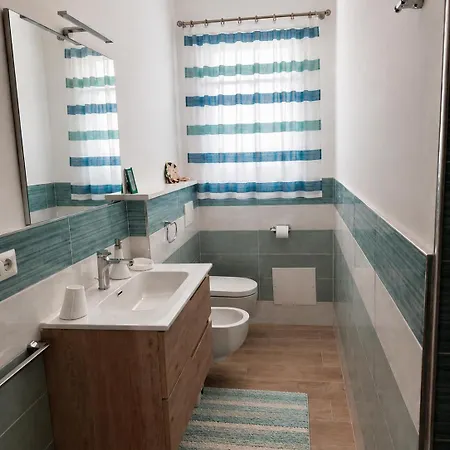 Brezza Marina & L'oasi Blu Apartament