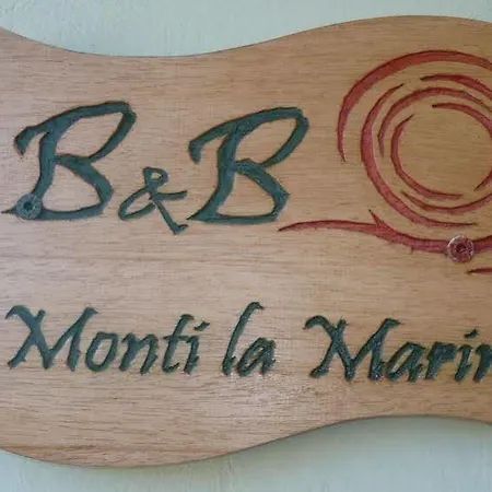 Brezza Marina & L'oasi Blu דירה *